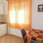 Ive By Interhome * Petrcane