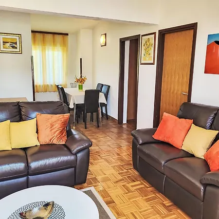 Ive By Interhome * Petrcane