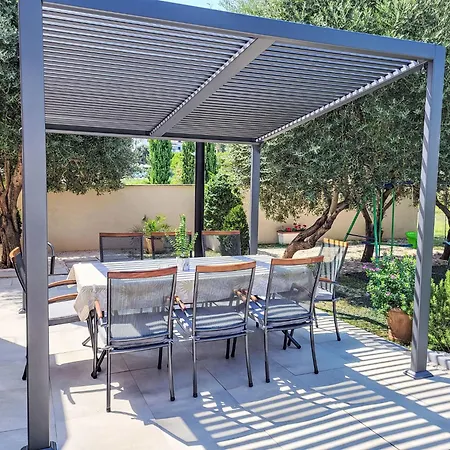 Ive By Interhome * بيتريتْشاني