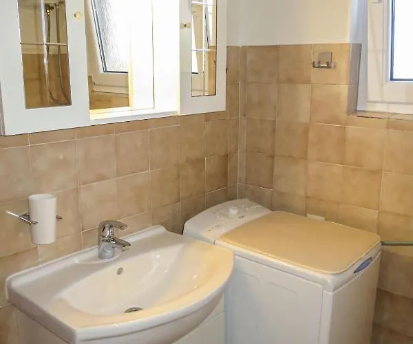 Ive By Interhome Semesterbostad