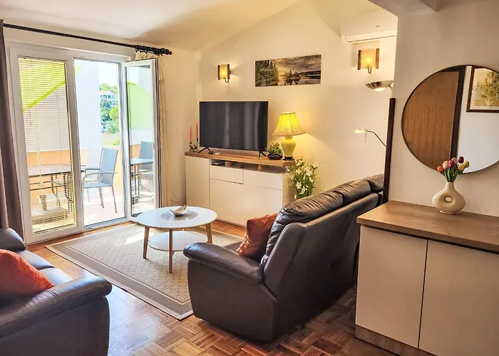 Ive By Interhome Semesterbostad Petrcane