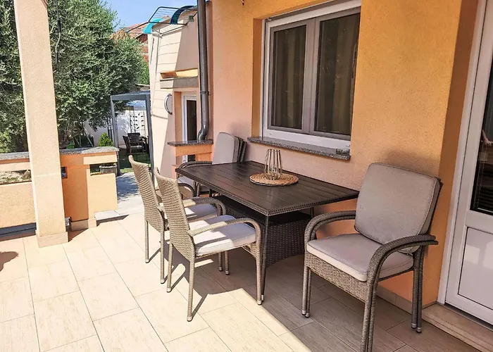 Semesterbostad Ive By Interhome *