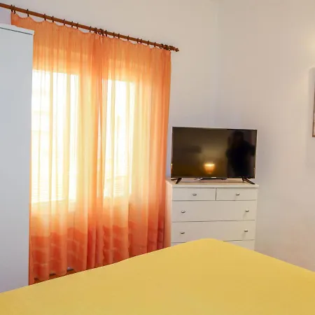 Vakantiehuis Ive By Interhome