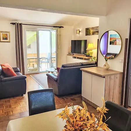 Ive By Interhome Petrcane